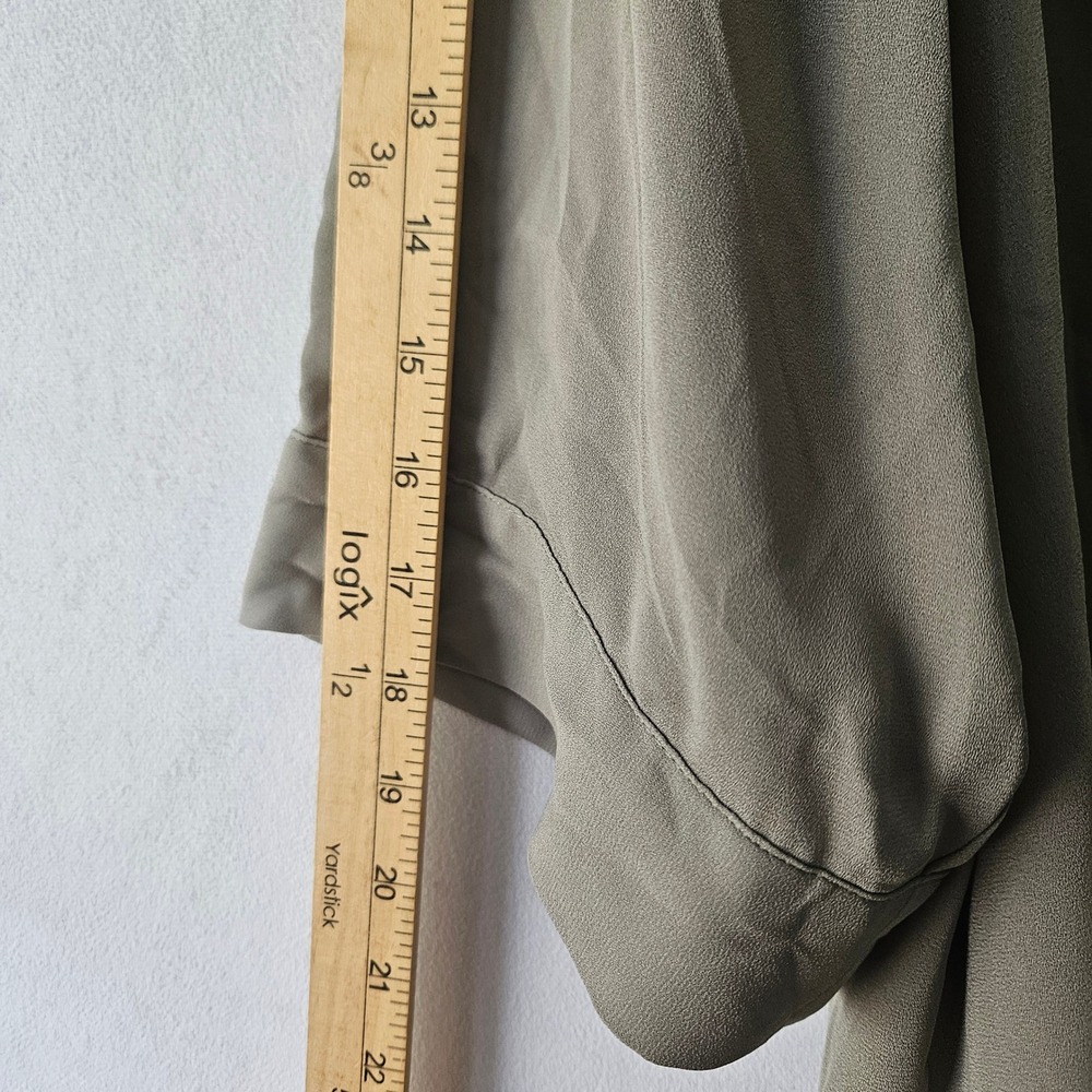 Torrid Harper Blouse Womens 3 Grey NWOT Pockets Professional Office Minimalist - Picture 6 of 11